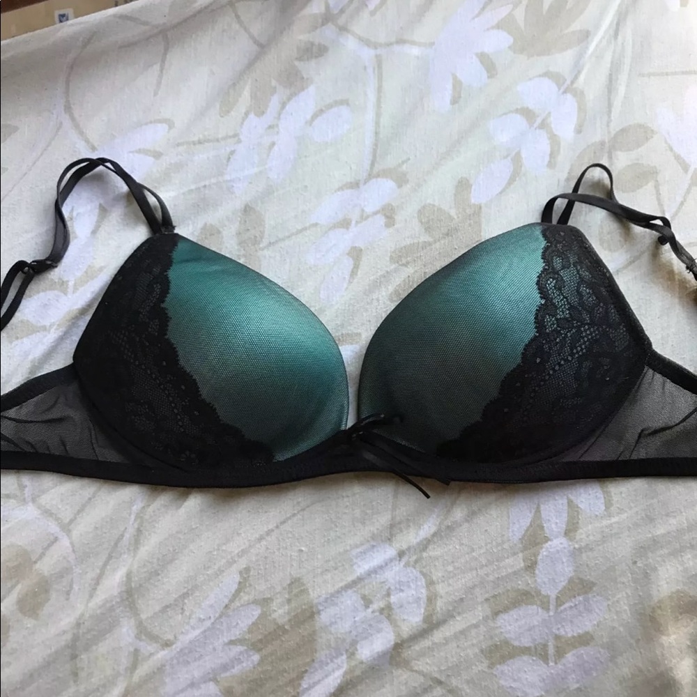 Size 36A push-up bra